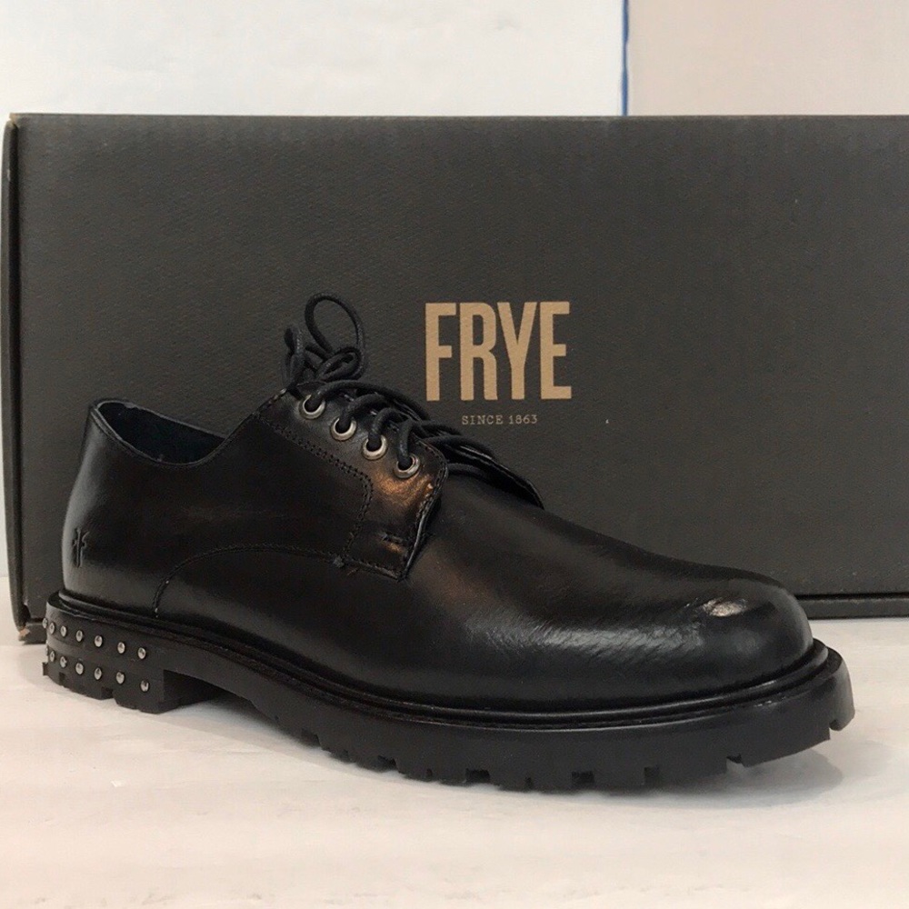 Frye lug leather Oxford stud women’s boots